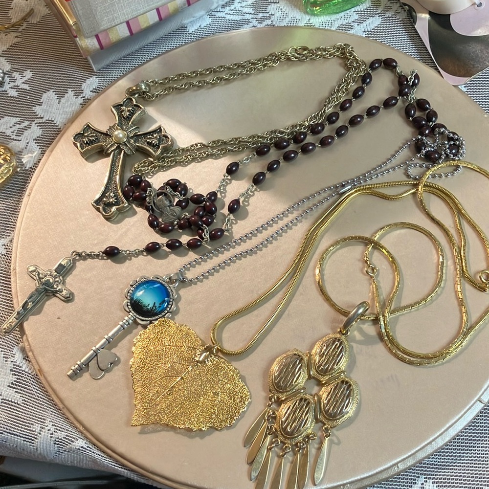 Ladies Necklaces/Rosary, Five Piece